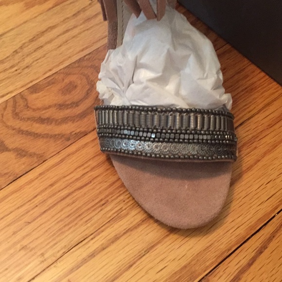 Vince Camuto Trumen Heels - Picture 2 of 5